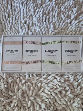Burberry Her Collection Set 4 × 5ml [B7]